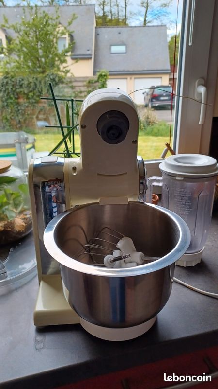 Robot multifonction (image 2)