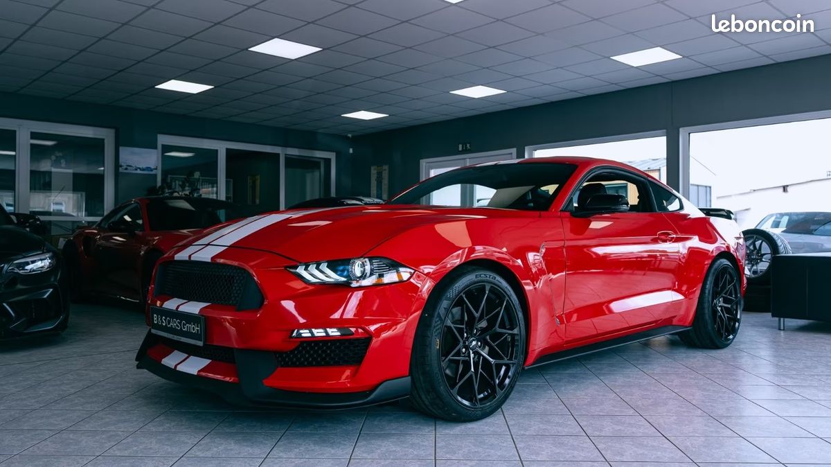 FORD Mustang FASTBACK 2.3 ECOBOOST PERFORMANCE 317CH BVA - KIT SHELBY GT350 - 18 900 KM (image 1)