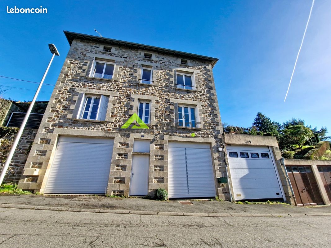 Immeuble 140 m² · à Bourganeuf · 140 m² · 139 900 €