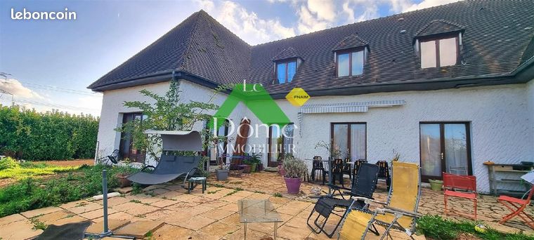 Maison 7 pièces 223 m²