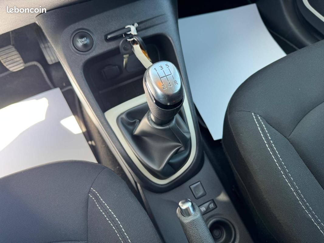 Renault Captur dCi 90 Energy Zen (image 13)