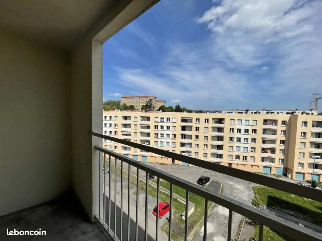 Appartement 4 pièces 90 m² · à Aubenas · 90 m² · 685 €/mois