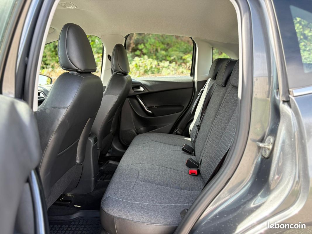 Citroën C3 1.4 HDi 70cv BVA - Suivi complet | Clim | Régulateur (image 3)