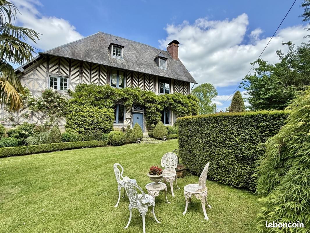 Maison 7 pièces 289 m² · à Beaufour-Druval · 289 m² · 995 000 €