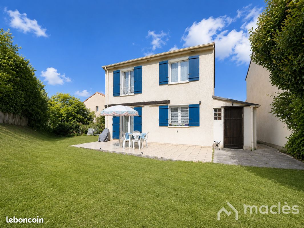 Maison 5 pièces 93 m² · à Montmagny · 93 m² · 362 000 €
