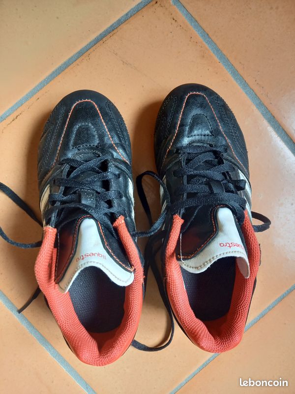 Crampons adidas 33 (image 1)