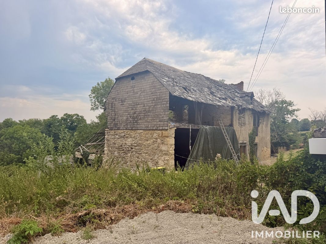 Maison 5 pièces 109 m² · à Orignac · 109 m² · 90 000 €
