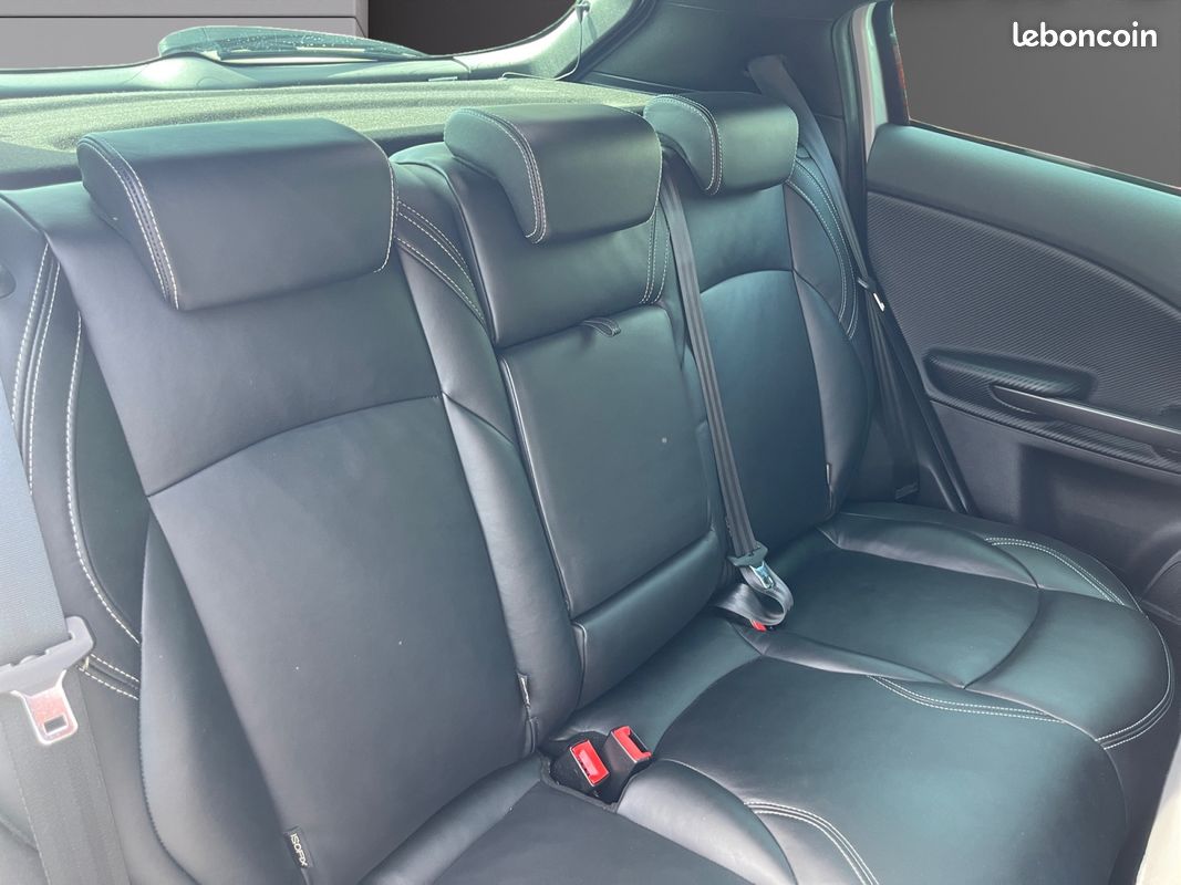 ALFA ROMEO GIULIETTA 1750 TBI 240 VELOCE S TCT 240Ch - Systeme Audio Bose - Garantie 12 mois (image 6)