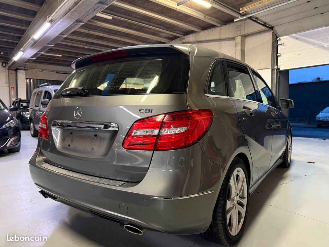 Mercedes-Benz Classe B 180 CDI BUSINESS – 190 000 Kms Certifié– BVM 6 – GPS - CLIM AUTO - SUIVI A JOUR (image 4)