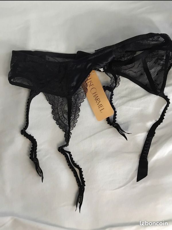 Porte-jarretelles Dentelle Lise Charmel – Taille FR 2/3 (M/L) – Neuf Avec étiquettes