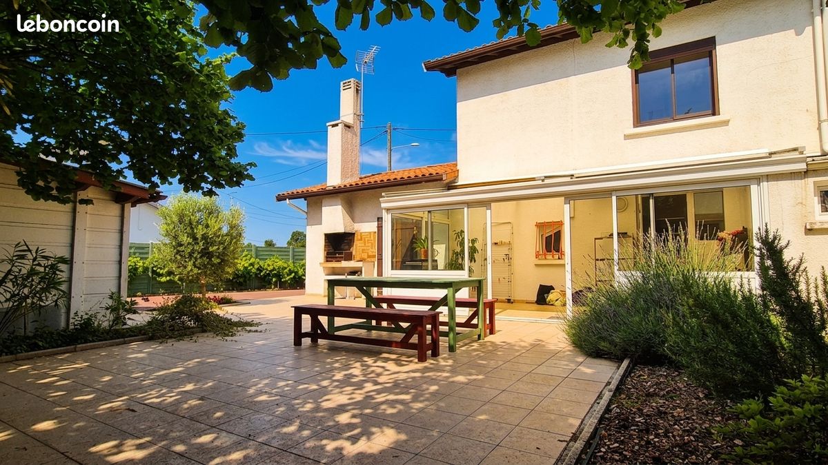 Maison 4 pièces 87 m² · à Pessac · 87 m² · 369 000 €