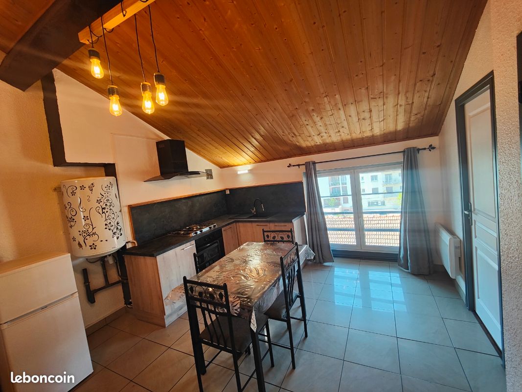 Appartement 2 pièces 45 m² · à Bourg-de-Péage · 45 m² · 550 €/mois