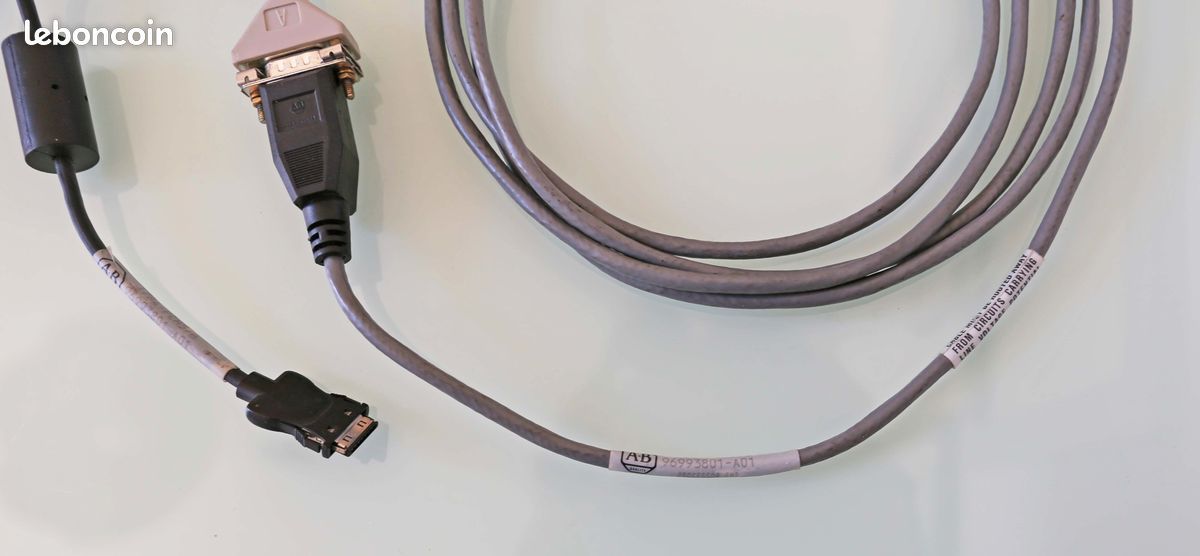 Câble de communication / transmission Allen Bradley 1784-PCM5/B (image 2)