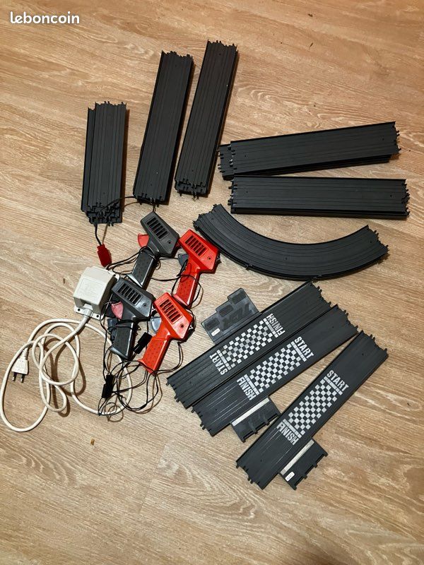 VOITURE CIRCUIT SLOT Chassis Moteur De Voiture Tcr Ideal 1977 EUR 15,00 - FR