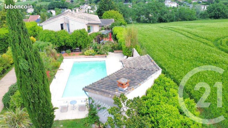 Villa 7 pièces 189 m²