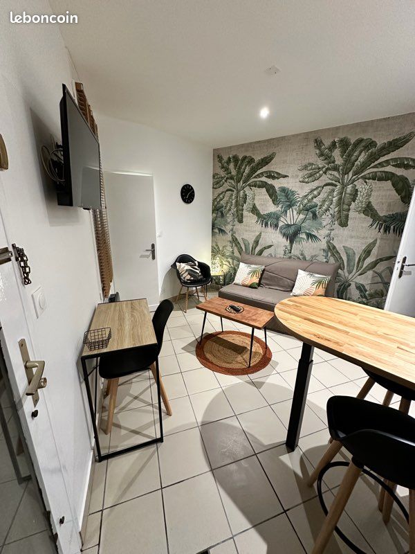 Appartement 1 pièce 16 m² · à Niort · 16 m² · 420 €