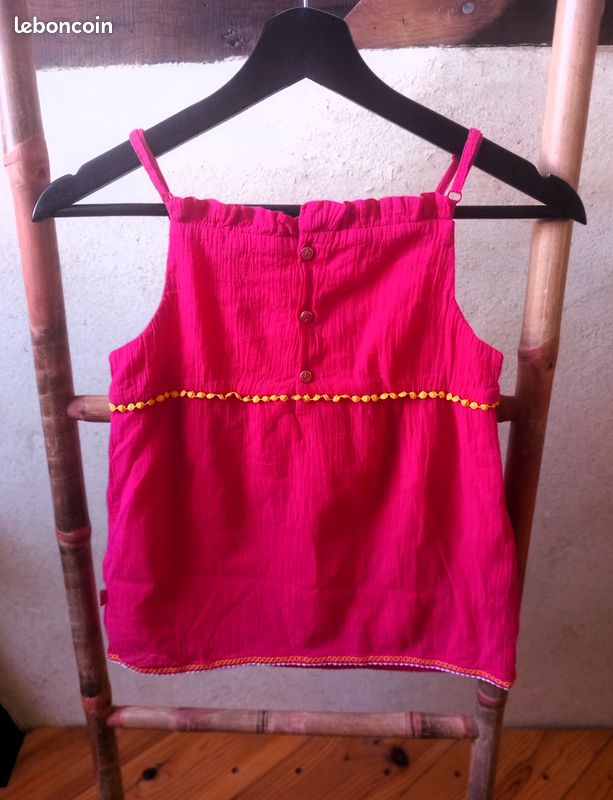 Blouse débardeur rose fuchsia sergent major 11 ans motifs brodés fleurs ethnique (image 3)