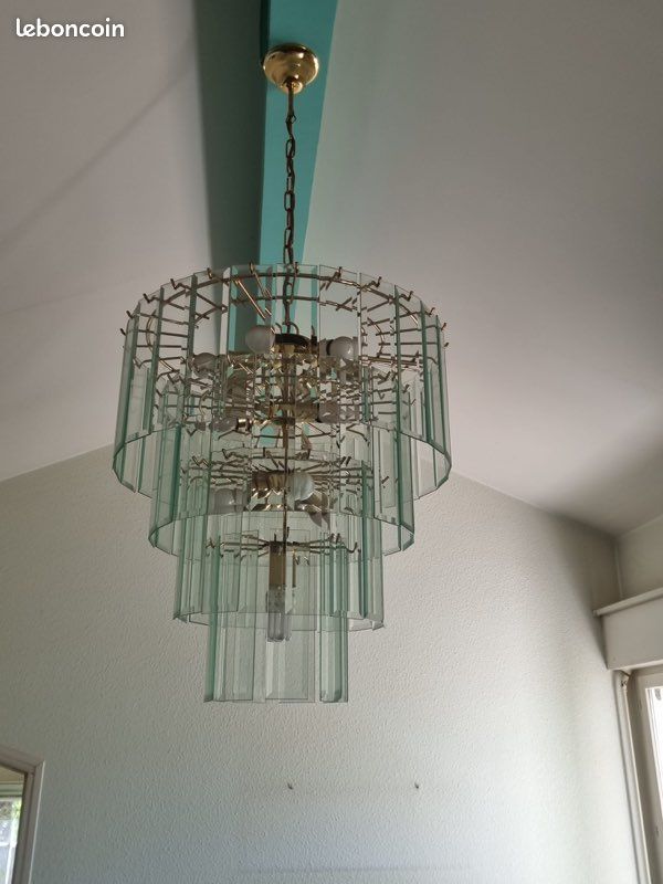 Lustre (image 1)