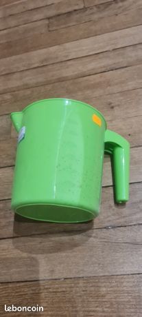 Pichet Vert pomme En plastique Avec une poignée Pot Récipient Carafe Bec verseur Masraba Tankard Poly