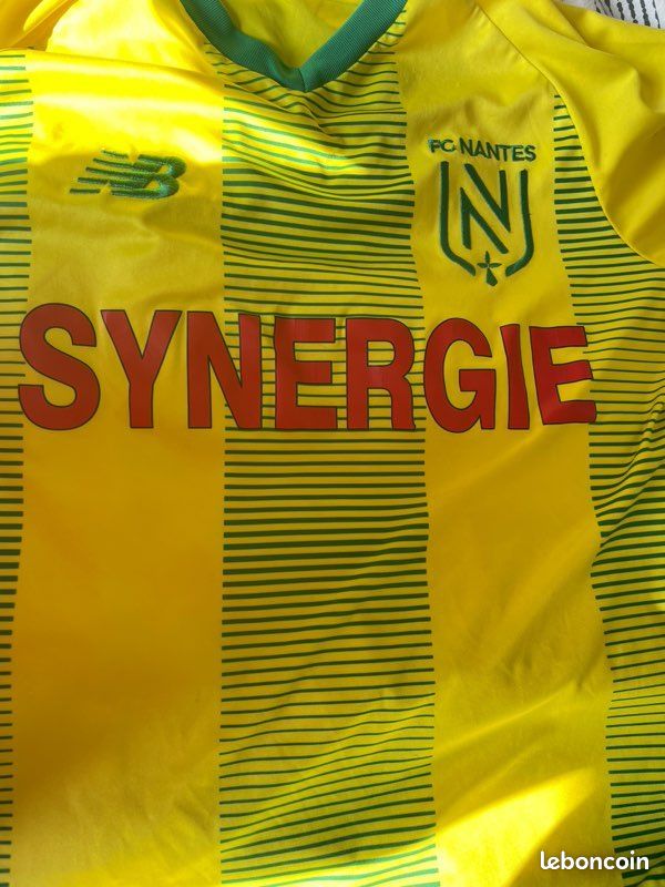 Maillot Entrainement FC Nantes Errea – Jaune – Taille XS – Homme – Occasion