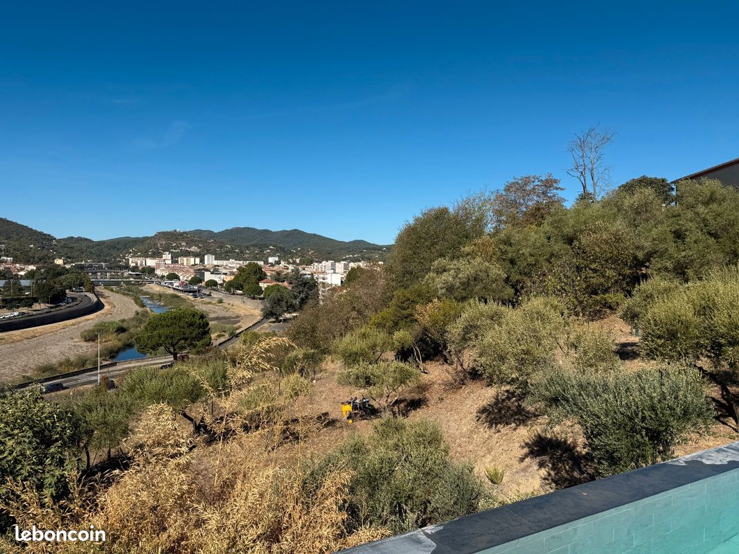 Maison 5 pièces 160 m² · à Alès · 160 m² · 465 000 €