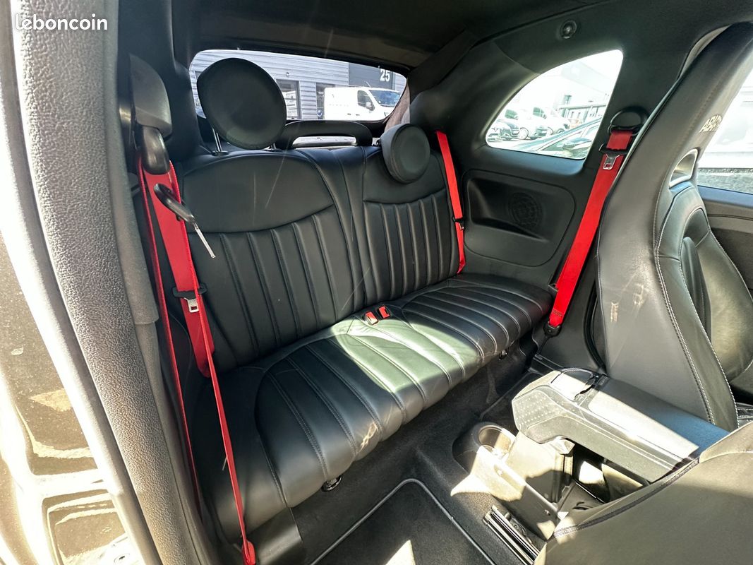 ABARTH 595 1.4 T-Jet Competizione Ligne AKRA + Pack Carbone + Beats Audio (image 13)