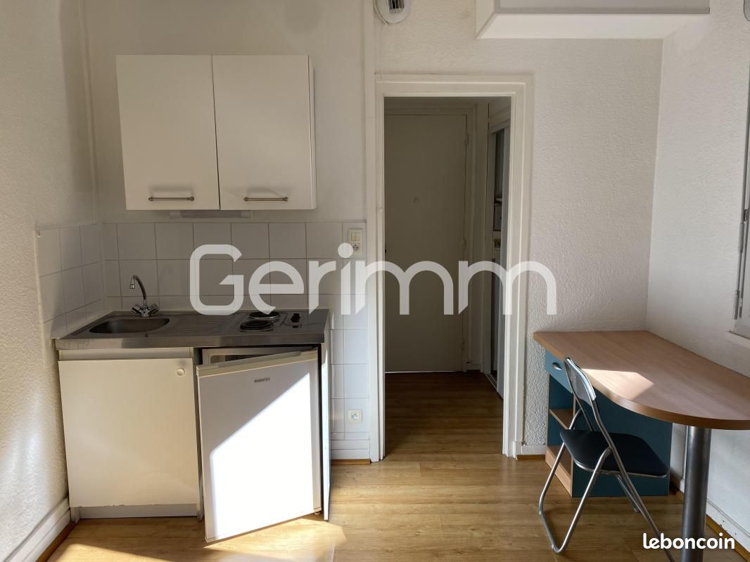 Appartement 1 pièce 18 m² · à Grenoble · 18 m² · 393 €/mois