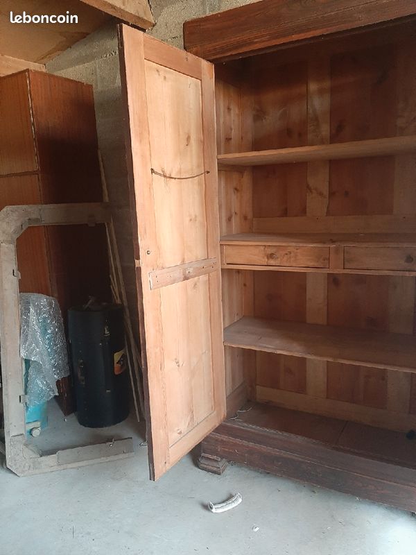 Armoire ancienne bois massif teinté (image 4)