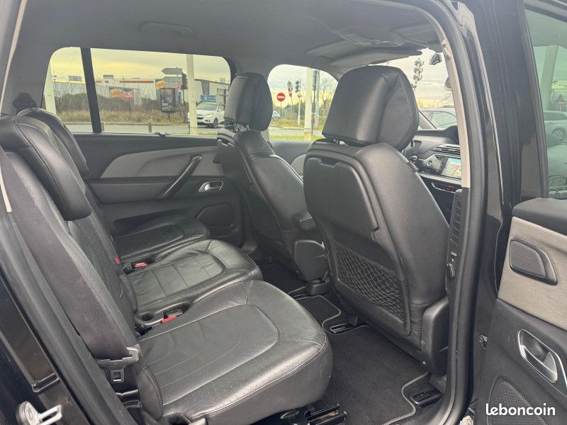 Citroen GRAND C4 PICASSO BLUEHDI 150CH EXCLUSIVE S&S EAT6 AUTOMATIQUE (image 17)