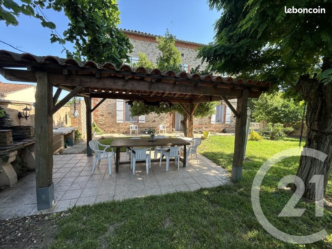 Maison 4 pièces 147 m² · à Lescure-d'Albigeois · 147 m² · 265 500 €
