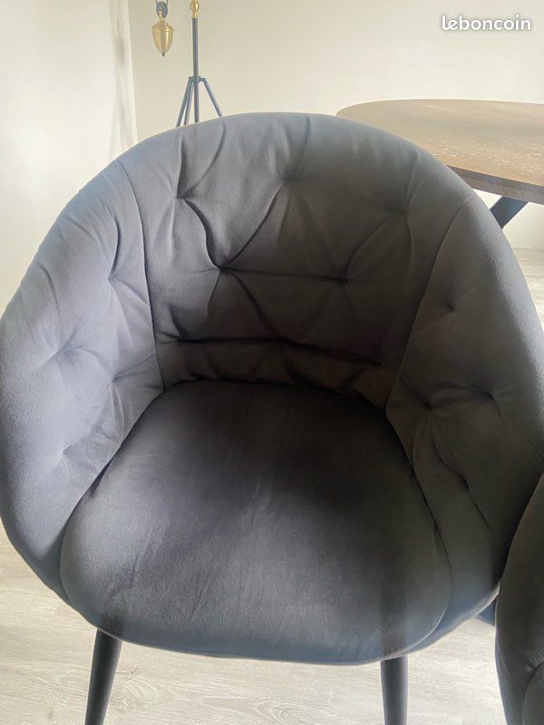 Chaises (image 1)