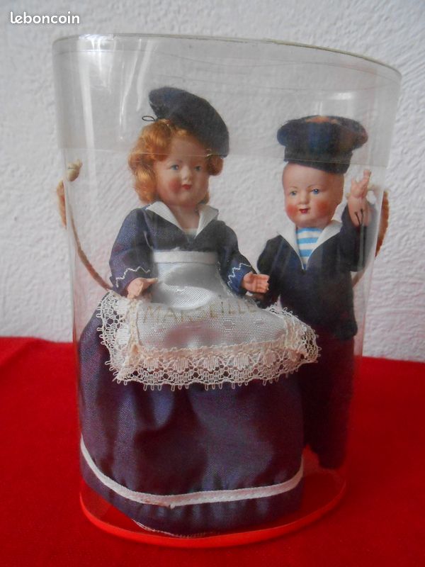 Couple de marins Marseillais vintage en boîte (image 1)