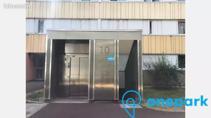 Parking 12 m² · à Paris · 12 m² · 88 €