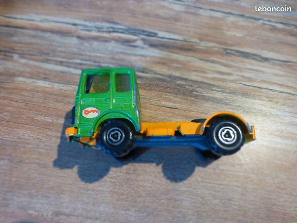 Camion Militaire CIJ Saviem S7 Bâché – 1/43, 3ème Version, Kaki