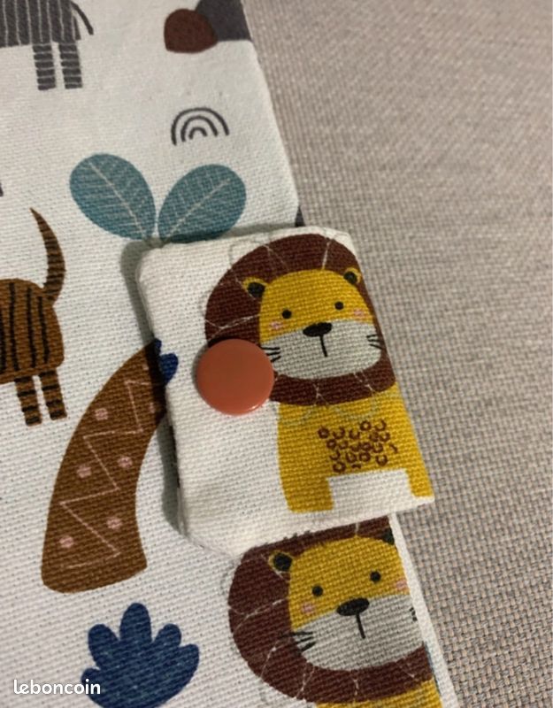 Protège carnet de santé jungle (image 3)
