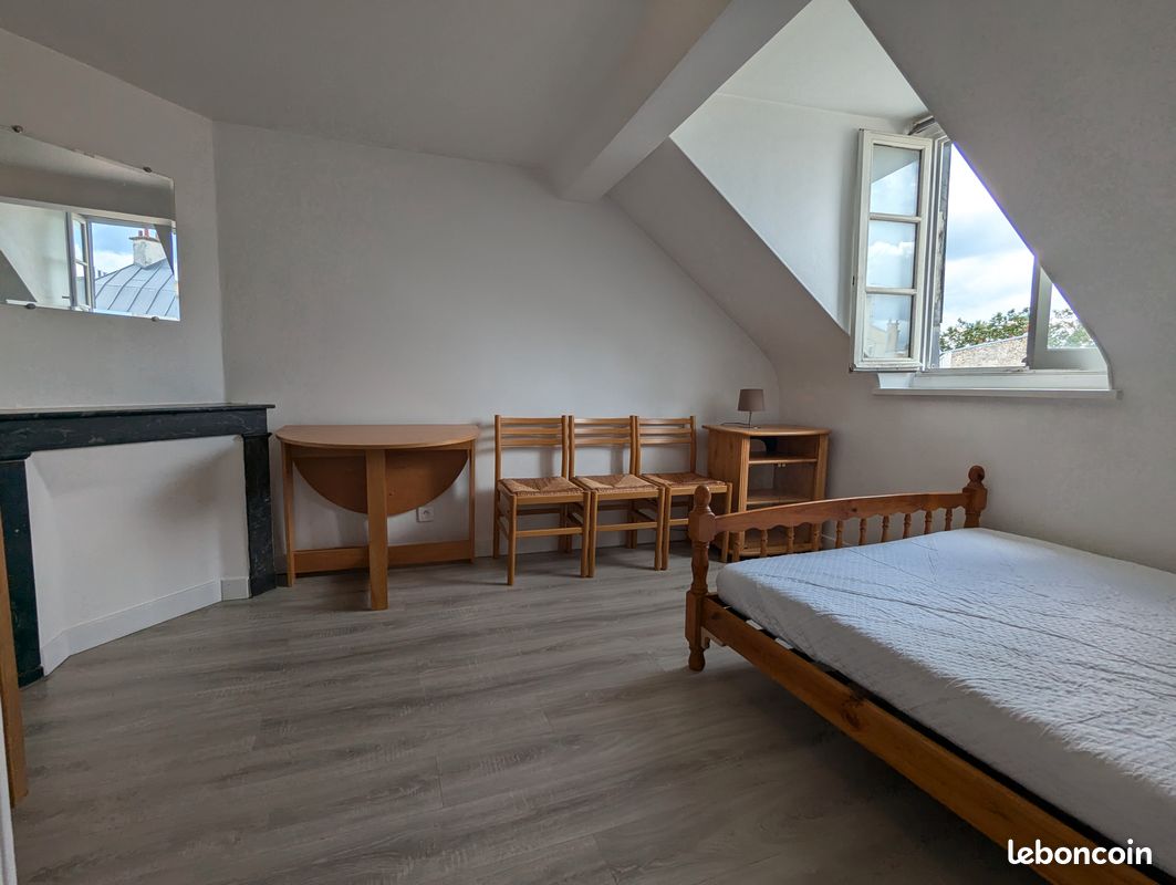 Appartement 1 pièce 24 m² · à Versailles · 24 m² · 800 €/mois