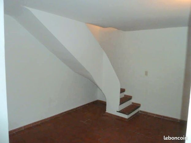 Appartement 3 pièces 55 m² · à Aix-en-Provence · 55 m² · 975 €