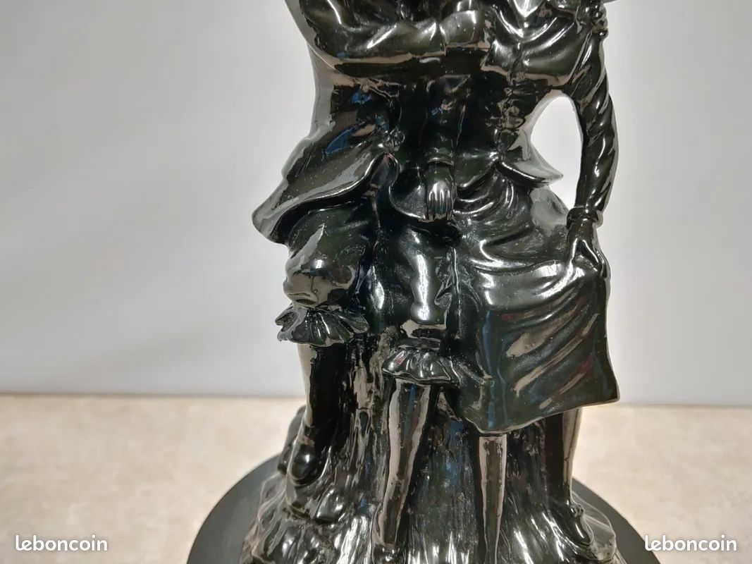 Statue couple amoureux (image 3)