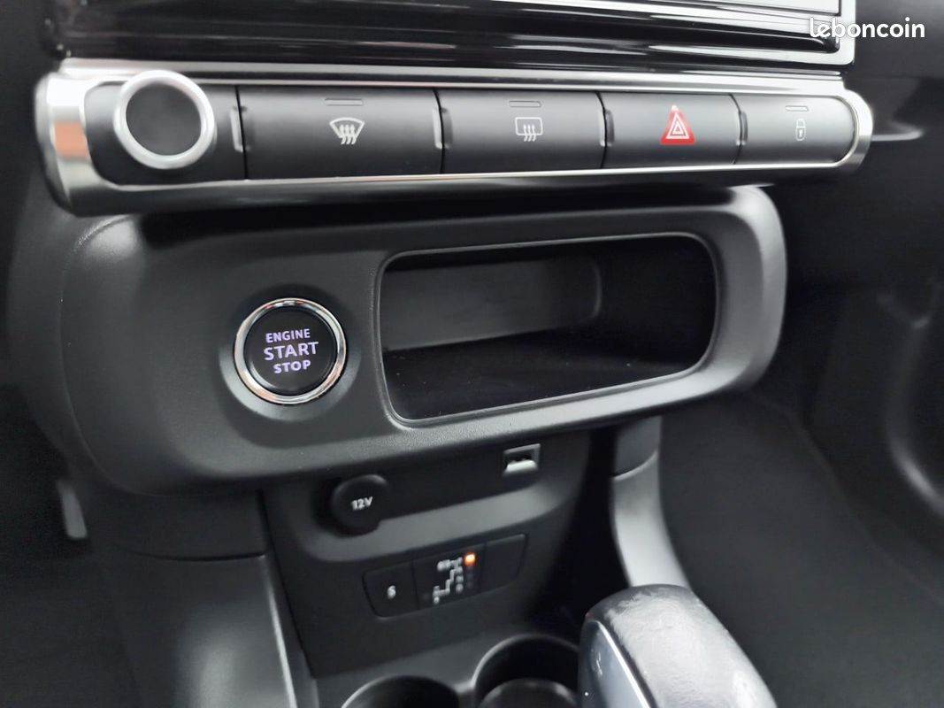 CITROEN C3 PureTech 110 S&S EAT6 Shine (image 20)