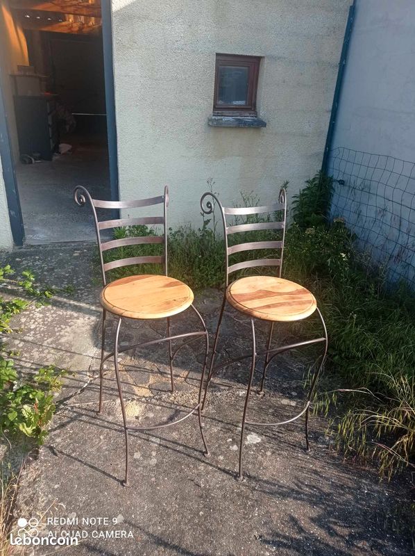 Tabouret de bar en acier et bois (image 2)