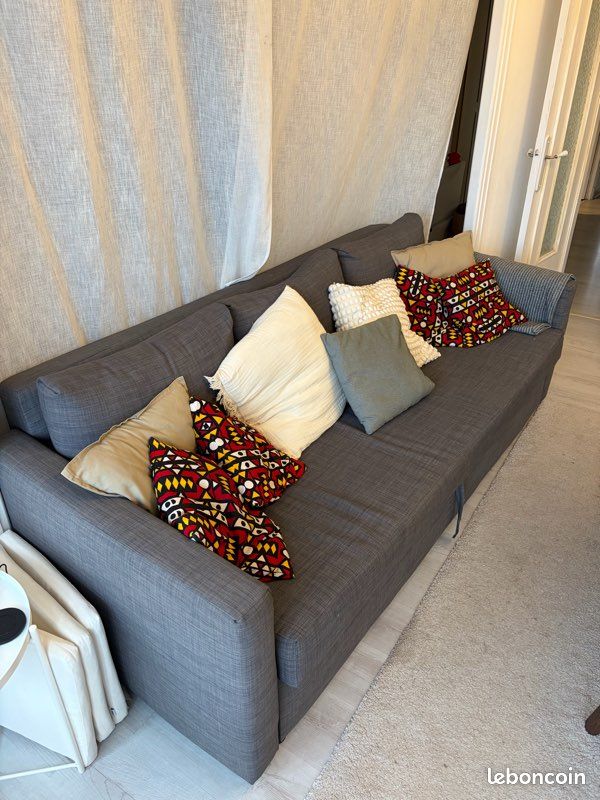 Canapé convertible IKEA FRIHETEN 3 places – Très bon état (image 3)