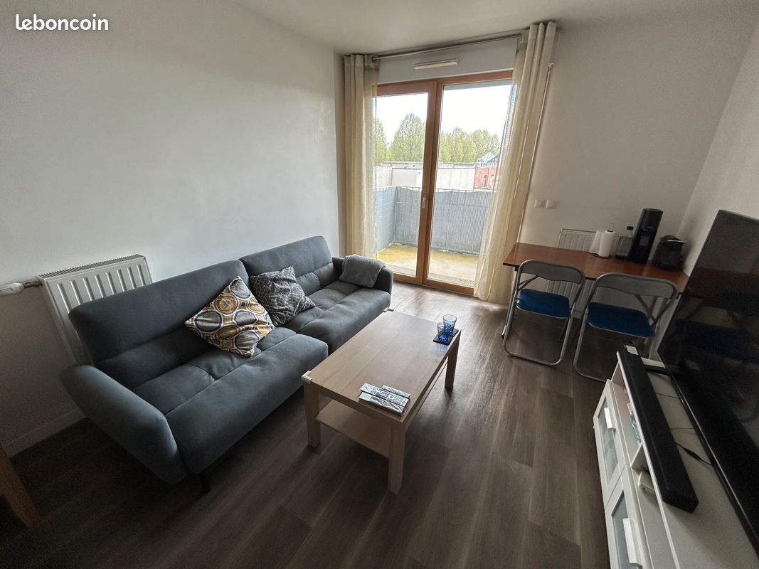 Appartement 2 pièces 38 m² · à Noisiel · 38 m² · 925 €