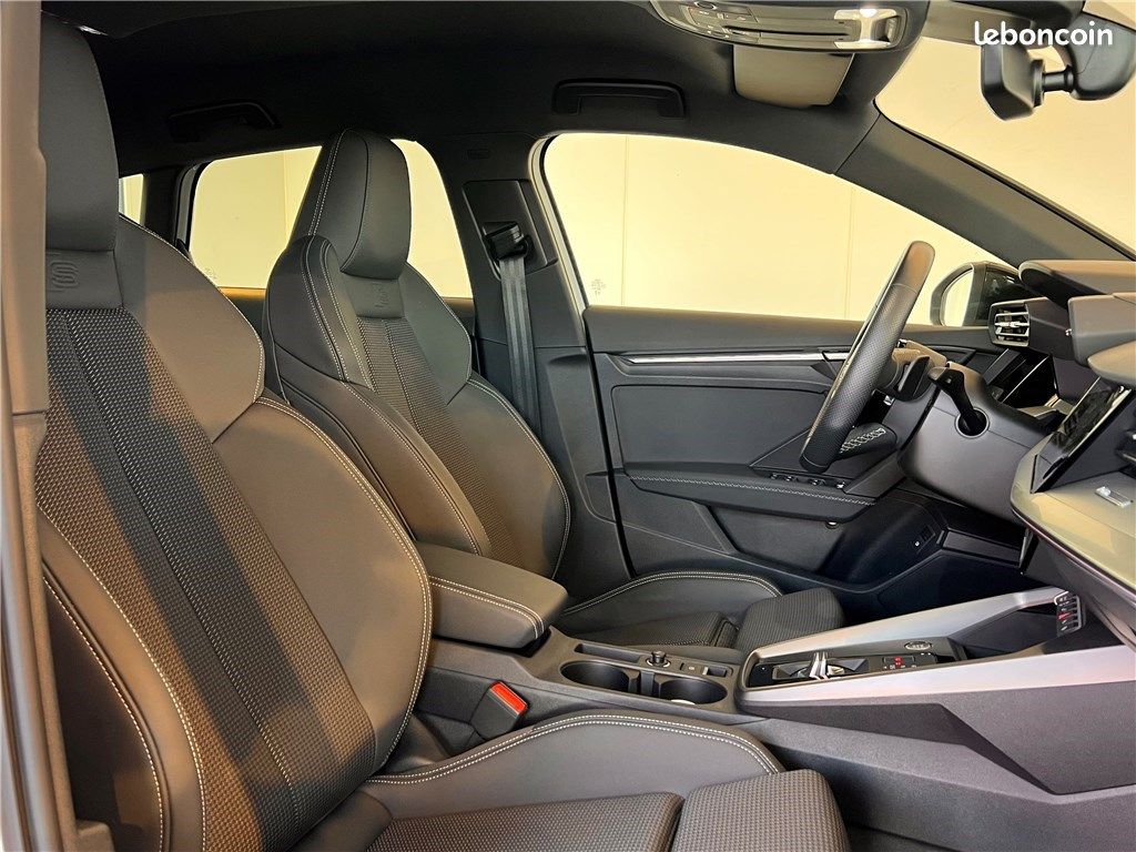 Audi A3 sportback /S3/RS3 IV 45 TFSIE 245 S tronic 6 Competition (image 13)