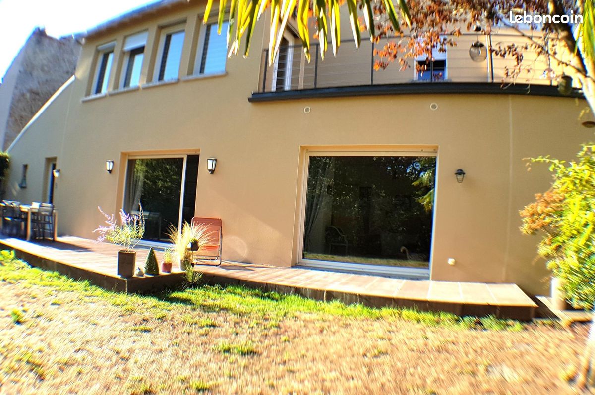 Maison 7 pièces 200 m² à Limoges