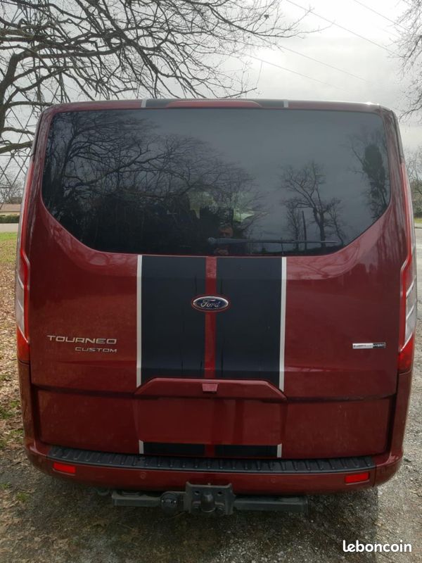 Ford Tourneo Custom L2H1 2.0 EcoBlue Hybrid 185 ch SPORT 8 Places 2 portes coulissantes couleur Bordeaux (image 2)