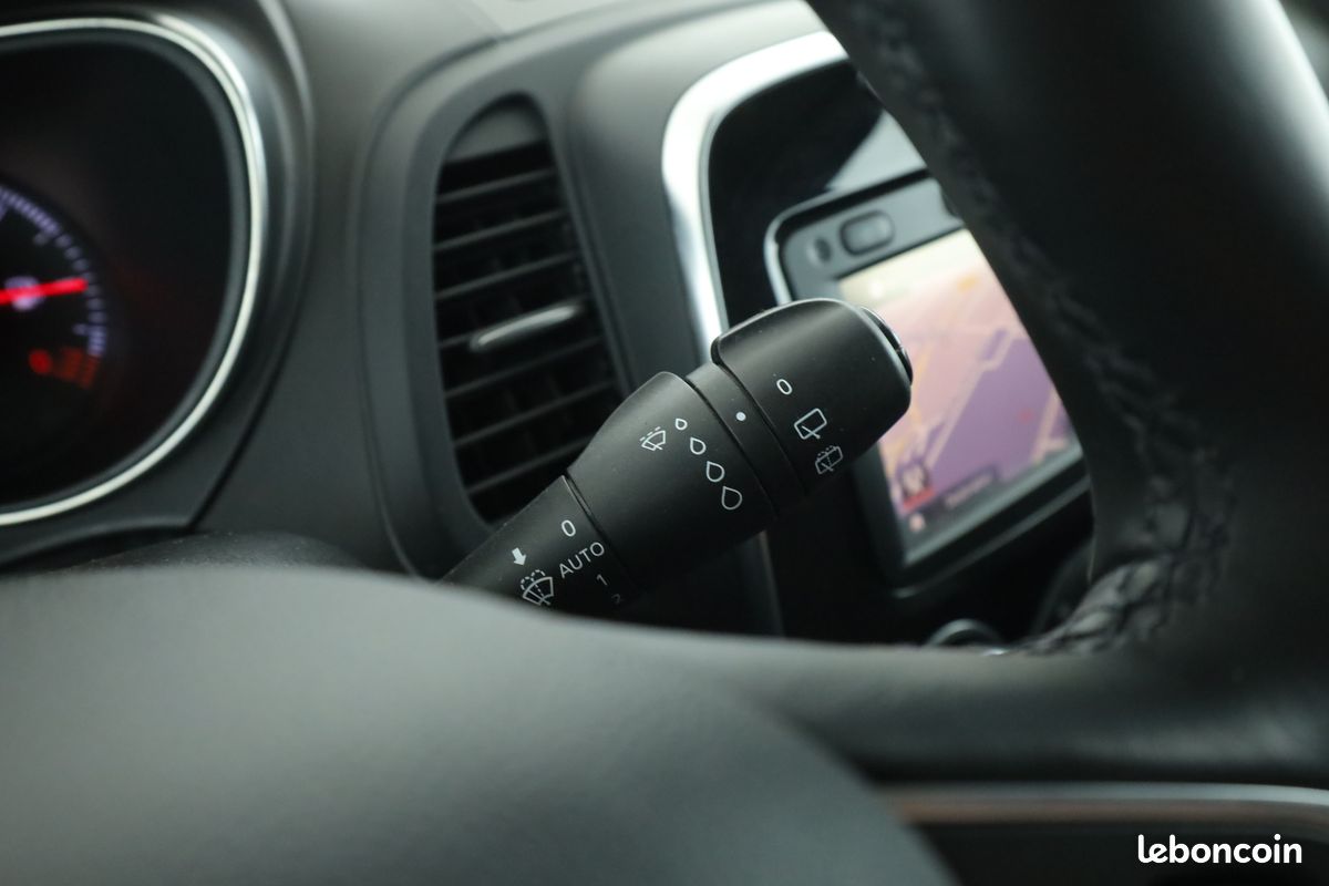 Renault Captur 0.9 TCe Energy Intens 90 ch (image 24)