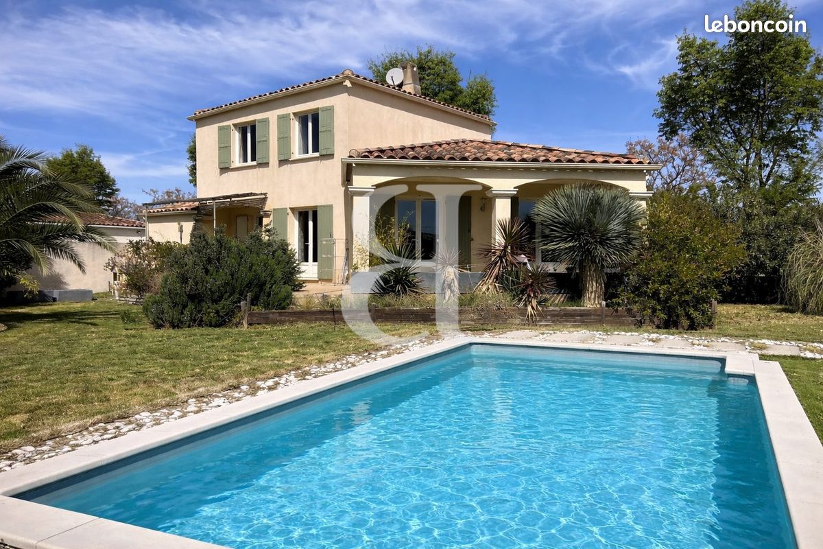 Maison 5 pièces 100 m² · à Saint-Rémy-de-Provence · 100 m² · 475 000 €