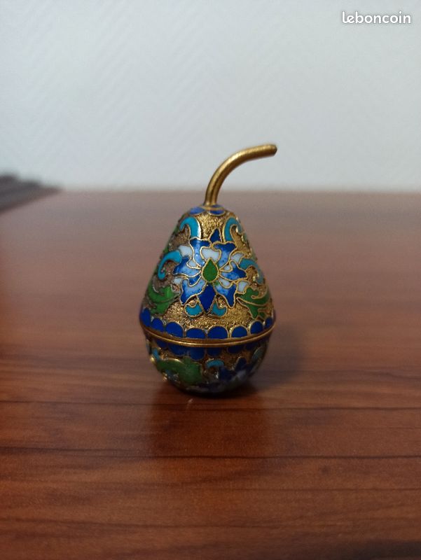 Boîte forme de poire Chinoise vintage émaillée (image 1)