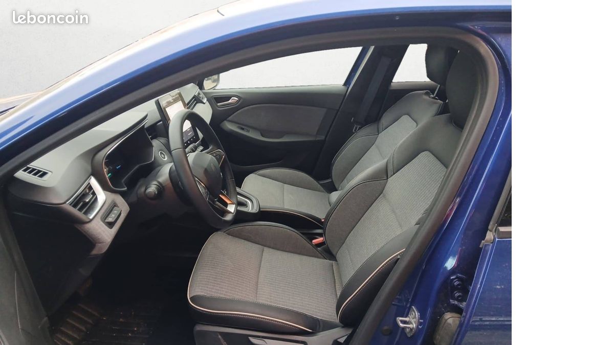 Renault clio e tech full hybrid 145 ch gsr2 techno (image 5)