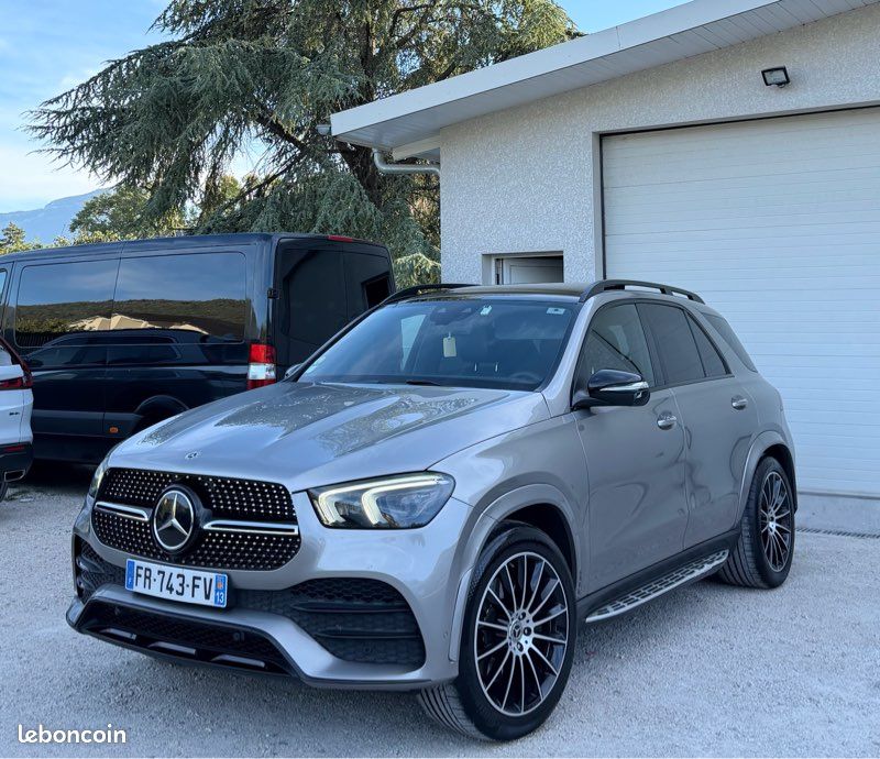 MERCEDES-BENZ Classe GLE 400d 3.0 d 4MATIC 9G-TRONIC 330 cv AMG Black 7 Place (image 1)